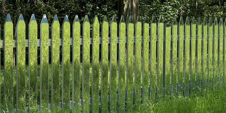 ART : ‘Mirror Fences’ by Alyson Shotz