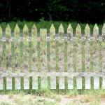 ART : ‘Mirror Fences’ by Alyson Shotz