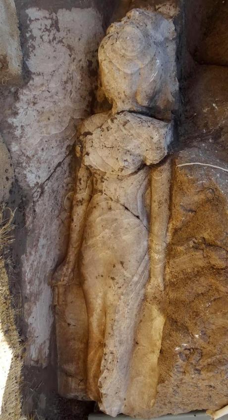 Une statue de la fille du roi Amenhotep III découverte à Louxor
