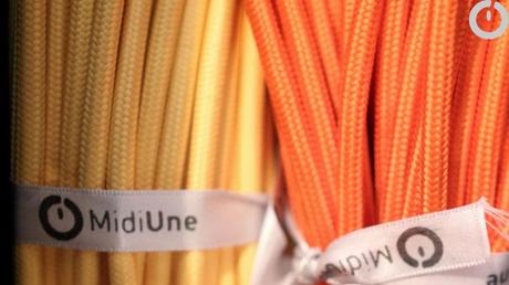 La baladeuse et son fil de couleur … ca ressemble au printemps…