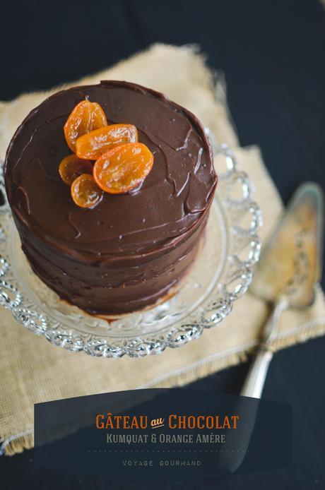 Gâteau au chocolat noir, orange amère et kumquats confits