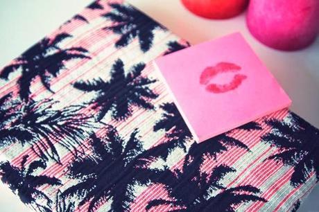 THINGS I LOVE #1 - RED & PINK