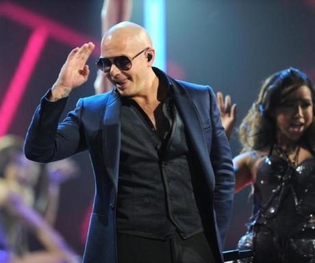 Comment regarder le concert de Pitbull à l'iTunes Festival?