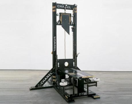 tom-sachs-chanel-guillotine-600x474