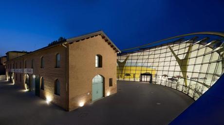 Architecture? En voiture Simone, parlons bagnoles!!