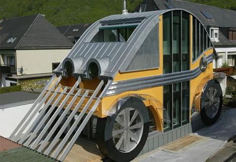 Architecture? En voiture Simone, parlons bagnoles!!