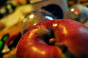 Macro Apple