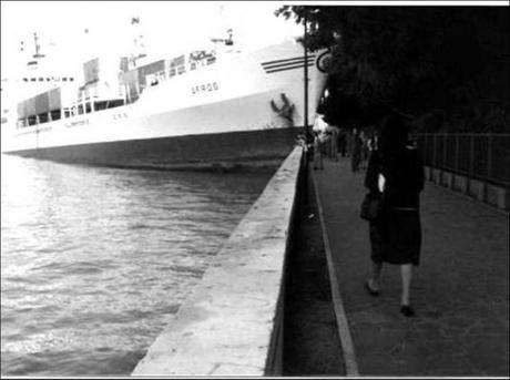  mai 1980, c'est le porte containers Afros qui défonce le quai des Giardini