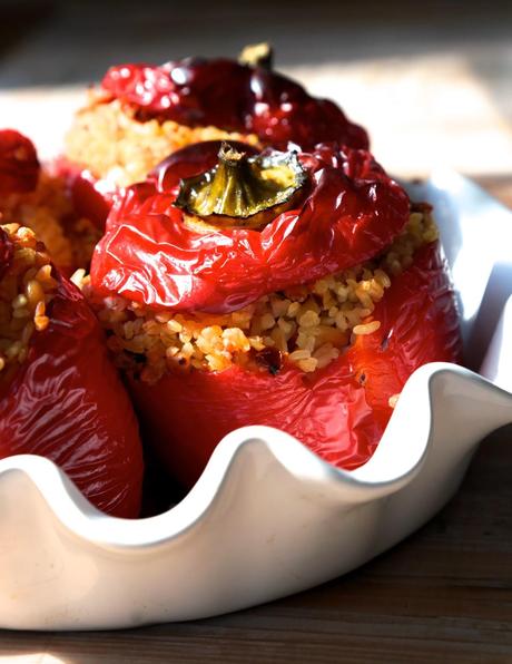 Poivrons végétariens  farcis de boulgour , feta et tomates séchées