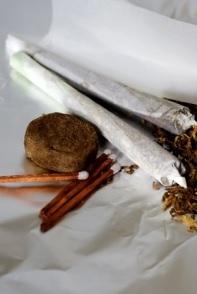 CANNABIS Skunk: Les usagers ajustent leur inhalation à la teneur en THC – Addiction