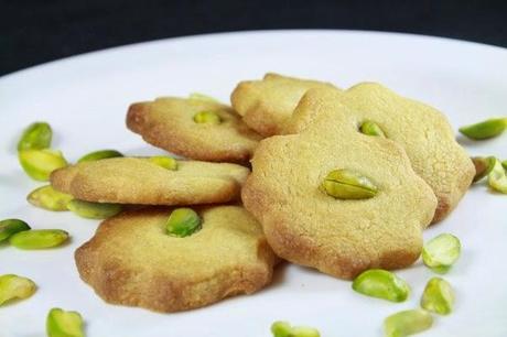 Nan-e-Nokhodchi – Cookies iranien à la farine de pois chiche – Iranian chickpea flour cookies
