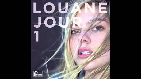 Louane (The Voice France) dévoile le clip de son premier single, Jour 1.