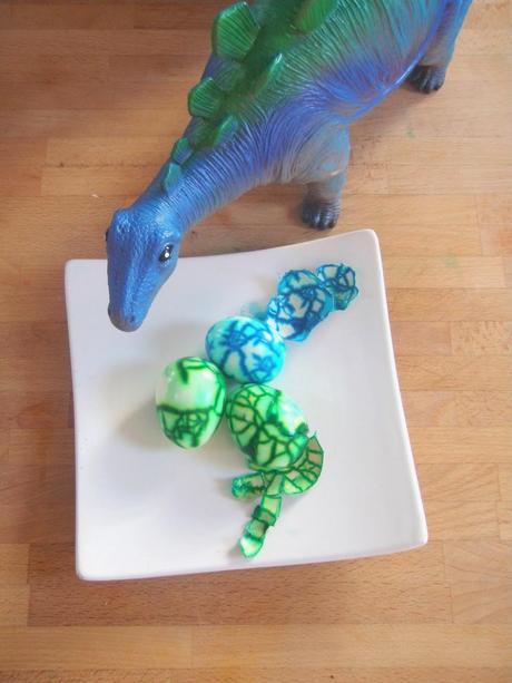 Des Oeufs de Dinosaures pour le petit déjeuner !  ( D.I.Y )