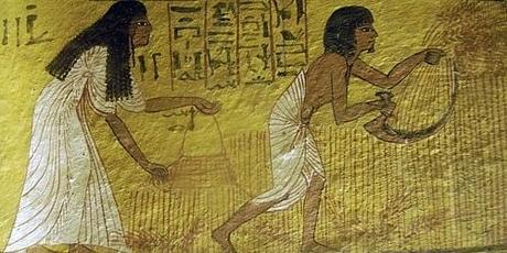 Maillons essentiels de l'économie, les paysans et le blé, l'orge, mais aussi la salade, l'ail... (6) en Égypte ancienne !