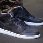 Air Jordan 1 Mid Nouveau Anthracite Pure Platinum air-jordan-1-mid-nouveau-anthracite-pure-platinum