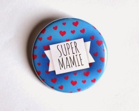 http://www.alittlemarket.com/pins-badges/badge_decoration_super_mamie_01_-2968921.html