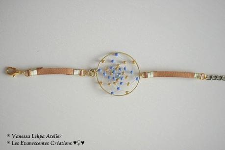 bracelet attrape rêves en cuir bijoux attrape rêves en cuir fait main tradition amérindienne. Toile d'araignée tissée de perles bleu et or vanessa lekpa