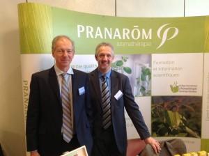 Dominique Baudoux et le dr. Pascal Debauche, responsable export pour Pranarôm.