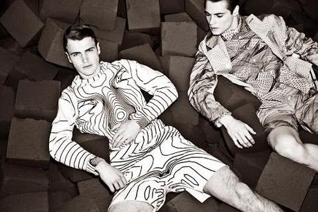 La mode du printemps et été 2014 par le magazine WWD.