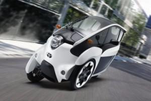Toyota teste un monoplace électrique urbain conçu pour une vitesse moyenne de 30 Km/h, ce qui est uniquement le cas dans les grandes villes.