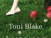 Destiny, Tome l'ombre pommiers, Toni Blake