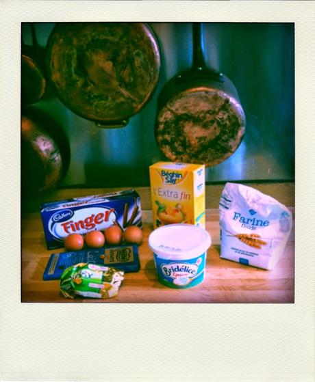 LE GATEAU CHOCO-FINGERS...PAR CHRISTY