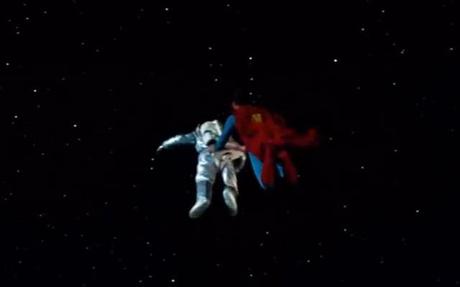 Gravity-Superman-2014