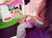 grande soeur, elle contente