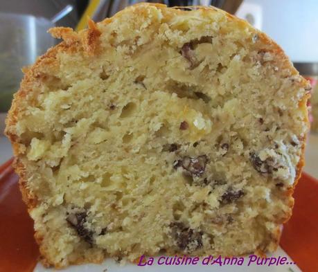 LA CUISINE DANNA PURPLE cake au roquefort noix et raisins secs (2)