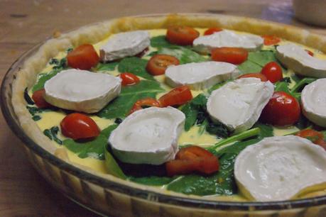 La tarte chèvre, épinard et tomates cerises