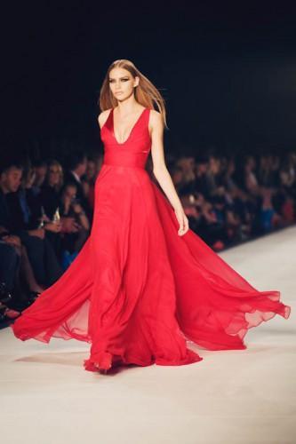 Alex-Perry-Red-beautiful-dress-design.jpg