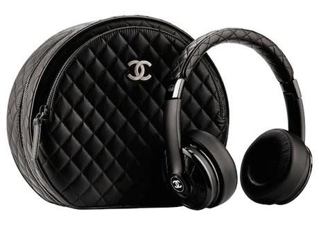 L'objet du jour : le casque Monster Headphones X Chanel...