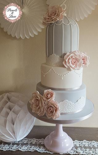 dove-pale-dusky-pink-birdcage-wedding-cake