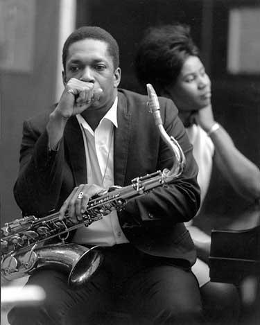 Blonde et Idiote Bassesse Inoubliable*******************A Love Supreme de John Coltrane