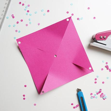 moulin à vent en papier