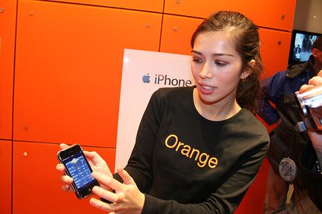 [MP3] Orange arrive avec l’iPhone dans 11 pays !