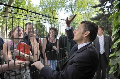 La hache de guerre est déterrée à l'UMP, Sarkozy est dans le pré