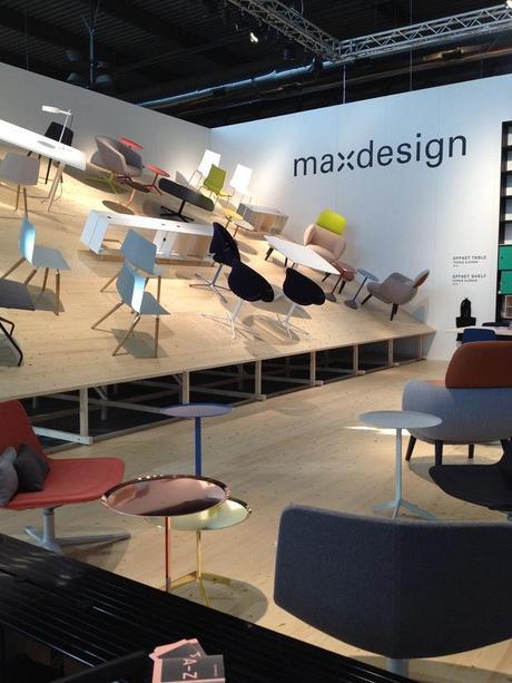 Chaises-stand MaxDesign - Milan Design Week