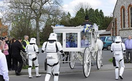 Un enterrement à la Star Wars pour un petit garçon