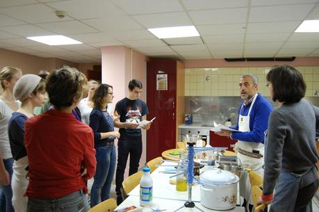 Un atelier de cuisine avec la classe d’italien du lycée h...