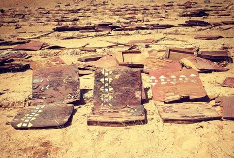 Le cinéma abandonné dans le désert du Sinaï vient d’être détruit cinema-abandoned-outdoor-movie-theater-in-the-desert-of-sinai-avril3
