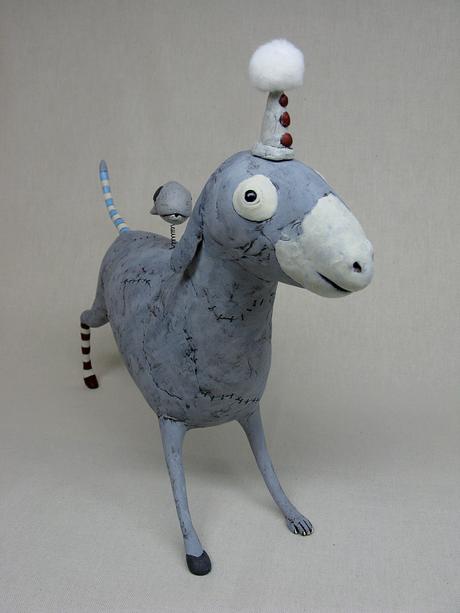Izumi May – gray donkey / Sculptures