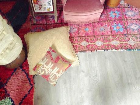 Coussin Kilim et tapis boucherouite  ©lovmint