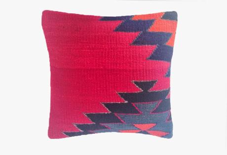 Coussin Kilim www.lovmint.com