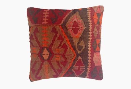 Coussin Kilim www.lovmint.com