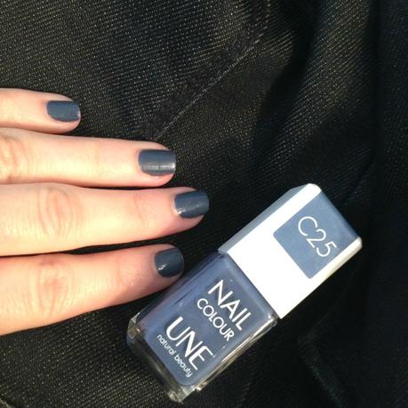 Le vernis C25 de Une natural beauty