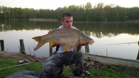Pêche de la carpe au Domaine du Grand étang de Narcy