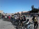 A Tiznit, les participants, sur la ligne du départ de la 5ème Vélo-Parade