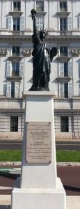 La statue de la liberté de Nice