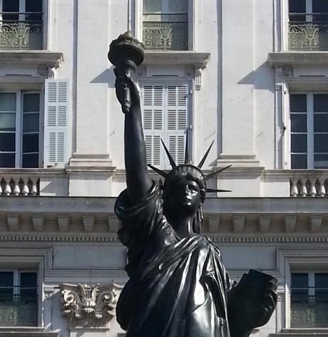 La statue de la liberté de Nice